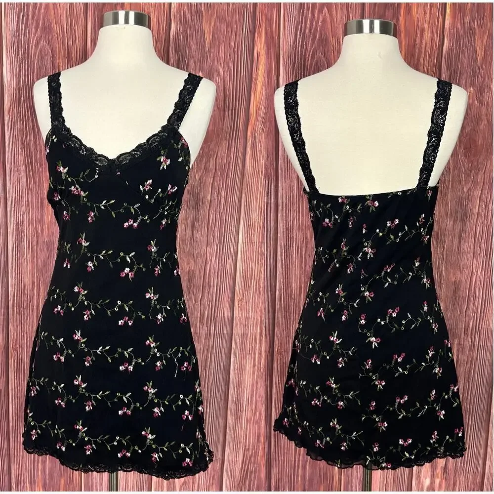 VTG Y2K Love Soup‎ Womens Lace Babydoll Dress Floral Embroidered Size Medium M
